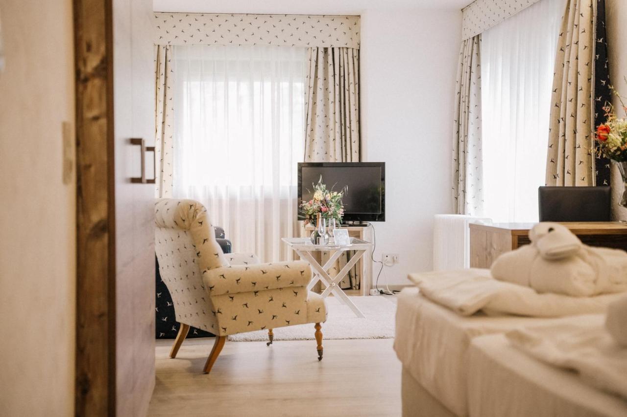 Landhotel Waldhaus Laubach  Екстериор снимка